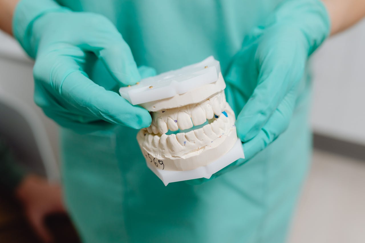 evaluating dentures for same day repair