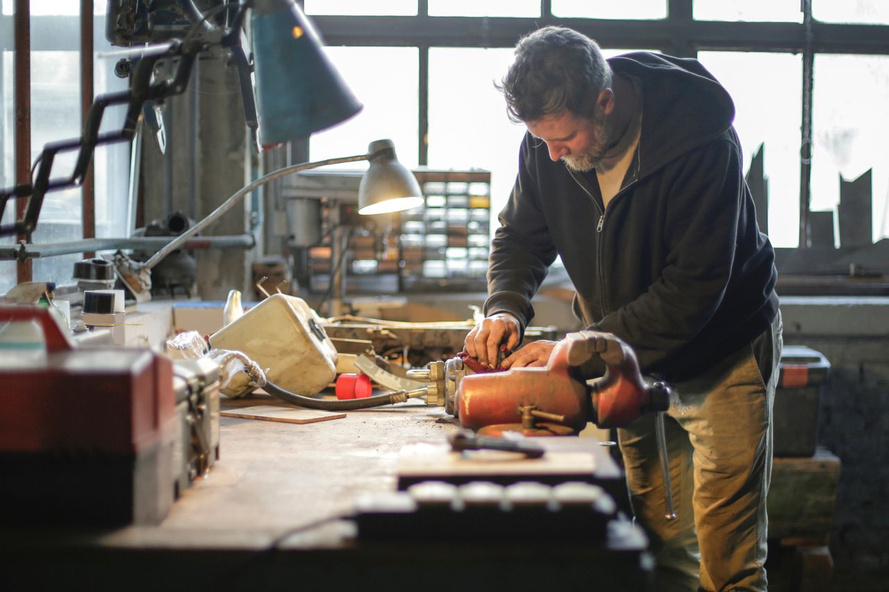 Compressed air being used for practical workshop tasks