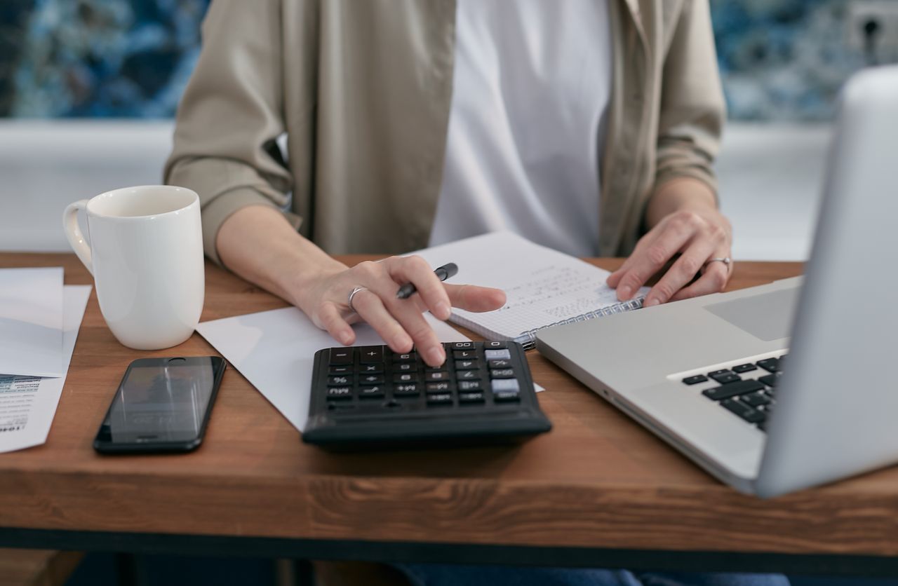 Assessing whether a short-term loan fits a budget